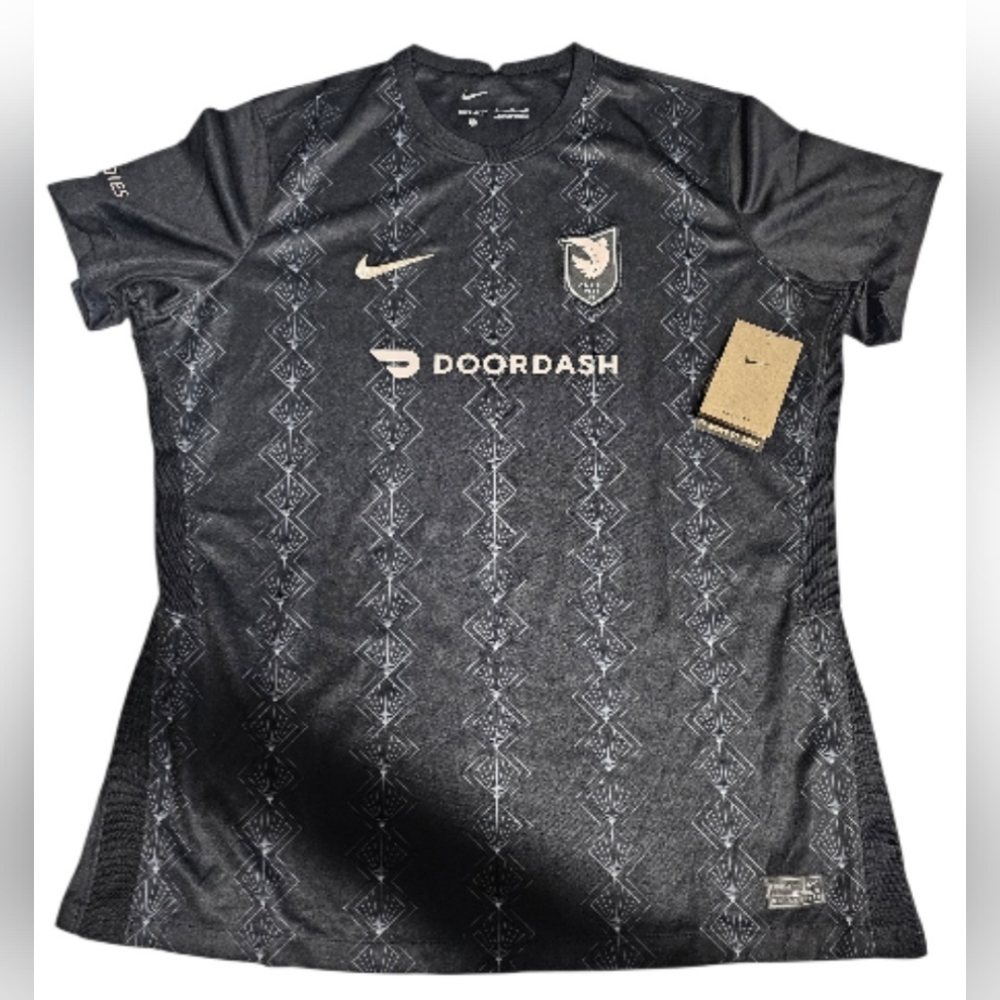 Nike Women's  Black Primary Jersy New With Tags
